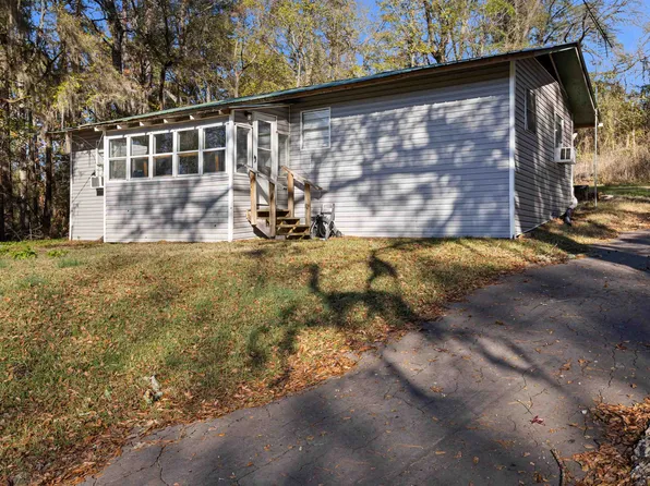 2408 Blairs Landing Rd, Karnack, TX 75661