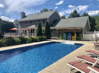 156 Olde Mill Ln, North Kingstown, RI 02852