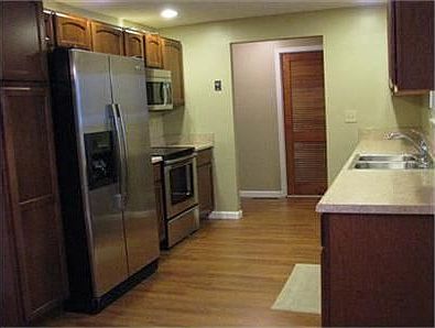 2nd image of 5594 Moorefield Dr