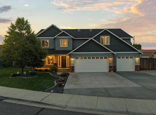 1824 W 28th Ave, Kennewick, WA 99337