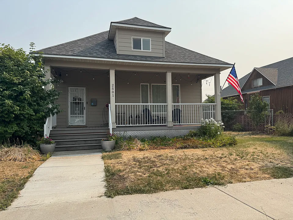 2501 W College Ave