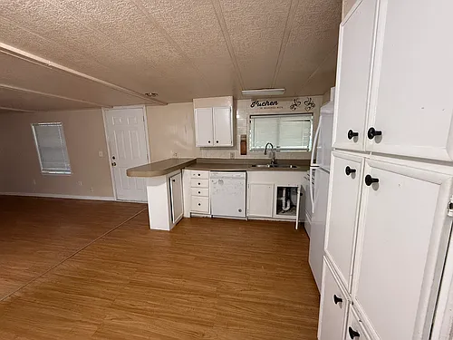 4001 Gloria Dr Photo 1