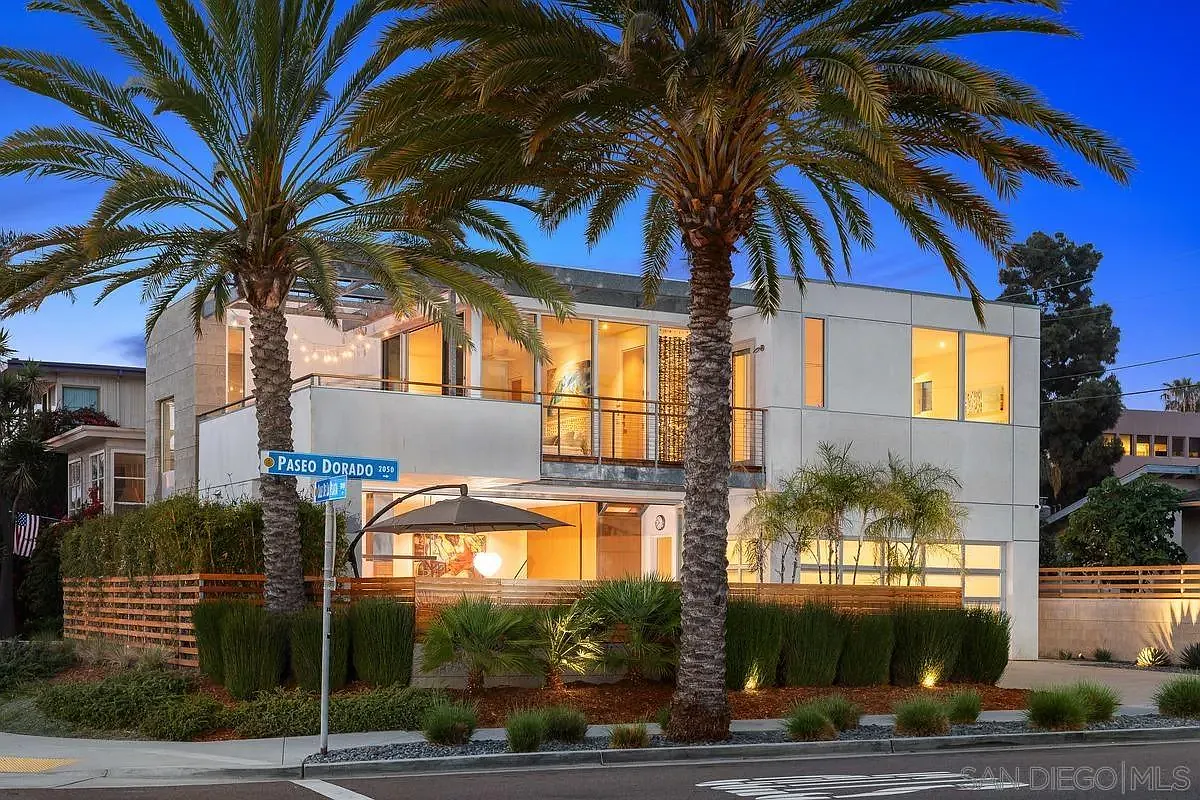 4 bed, 4.5 bath, 2322 sqft, $20,000 — Photo 2