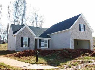 33 Elderbush Way, Greensboro, NC 27405