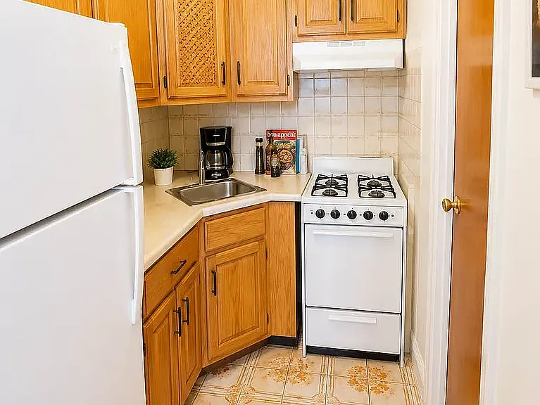 120 W 75th St #5A — Photo 5