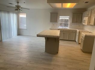 6194 W San Ramon Ave, Fresno, CA 93723