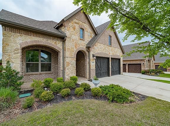 2nd image of 4458 Vineyard Creek Dr