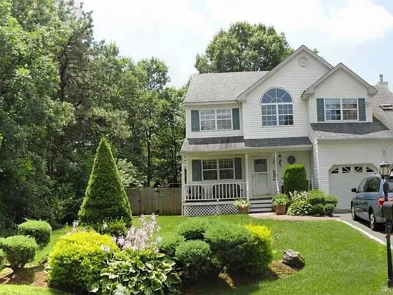 2 Tall Oaks Ct photo 1