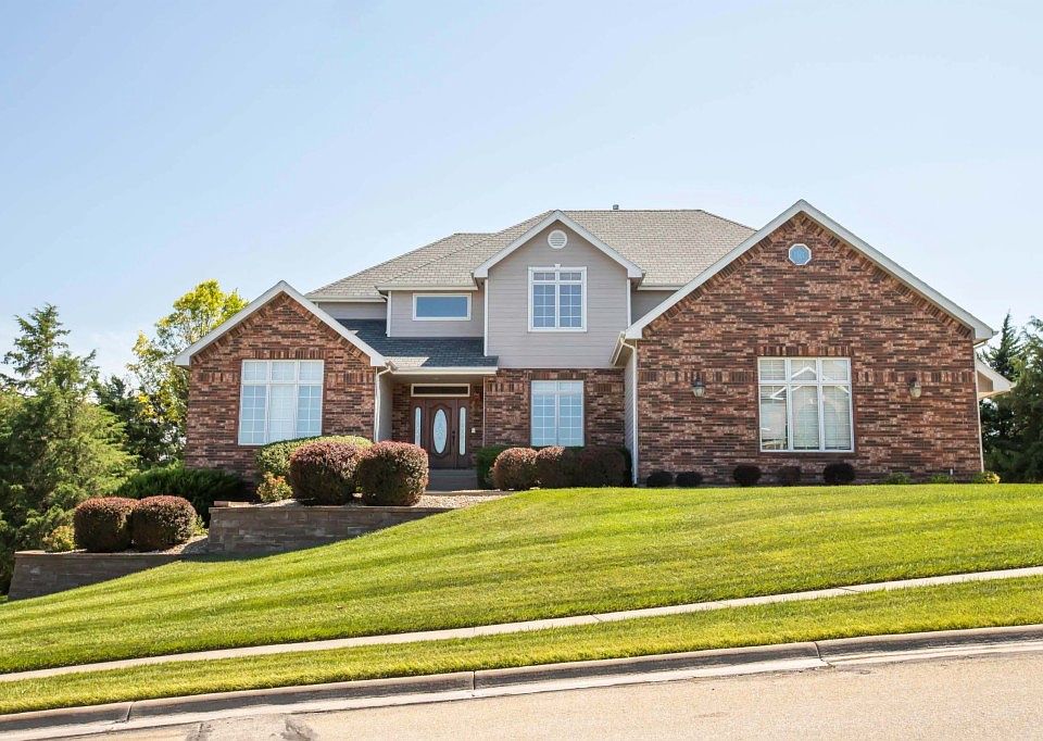 1st image of 1506 Barrington Dr