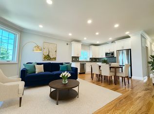 178 Chelsea St #1, Staten Island, NY 10307