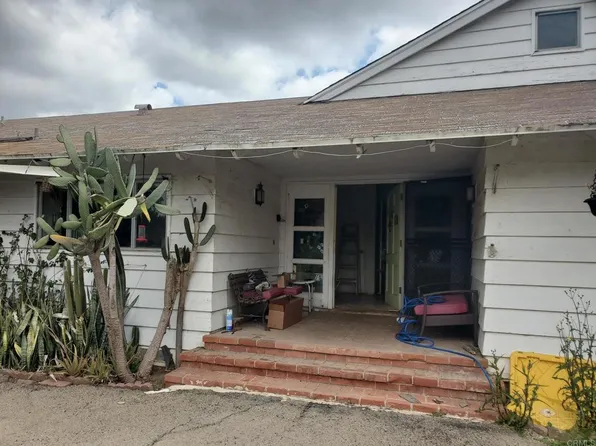 (undisclosed Address), Escondido, CA 92025