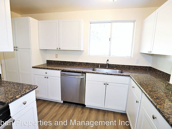 5th image of 2409 Cipriani Blvd