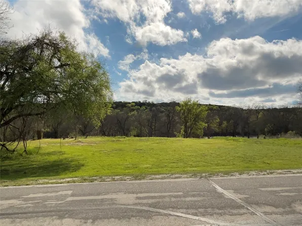 9314 Bellechase Rd, Granbury, TX 76049