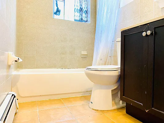 Rented by Blue Egg Realty Corp | media 37