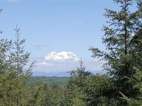 2nd image of 14848 Rainier View Dr SE