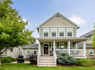 585 Beachwood Path, Benton Harbor, MI 49022