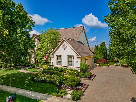 4th image of 6532 Ballantrae Pl