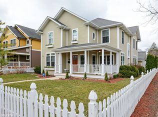 502 Prairie Ave, Barrington, IL 60010