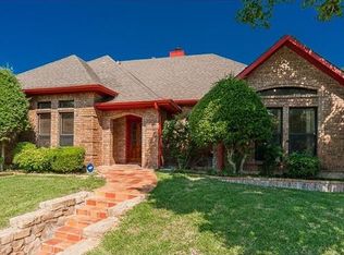 3012 Pitkin Dr, Arlington, TX 76006