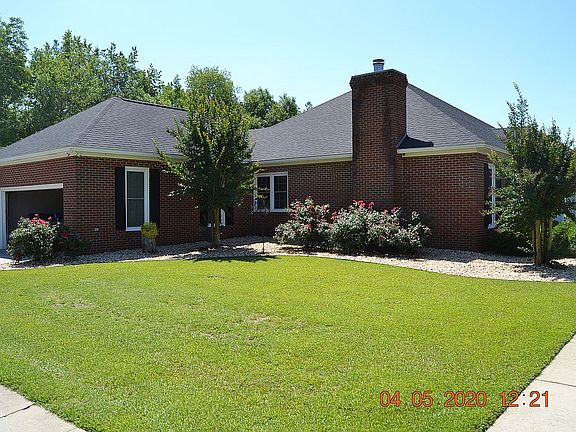 2nd image of 118 Bud Dr