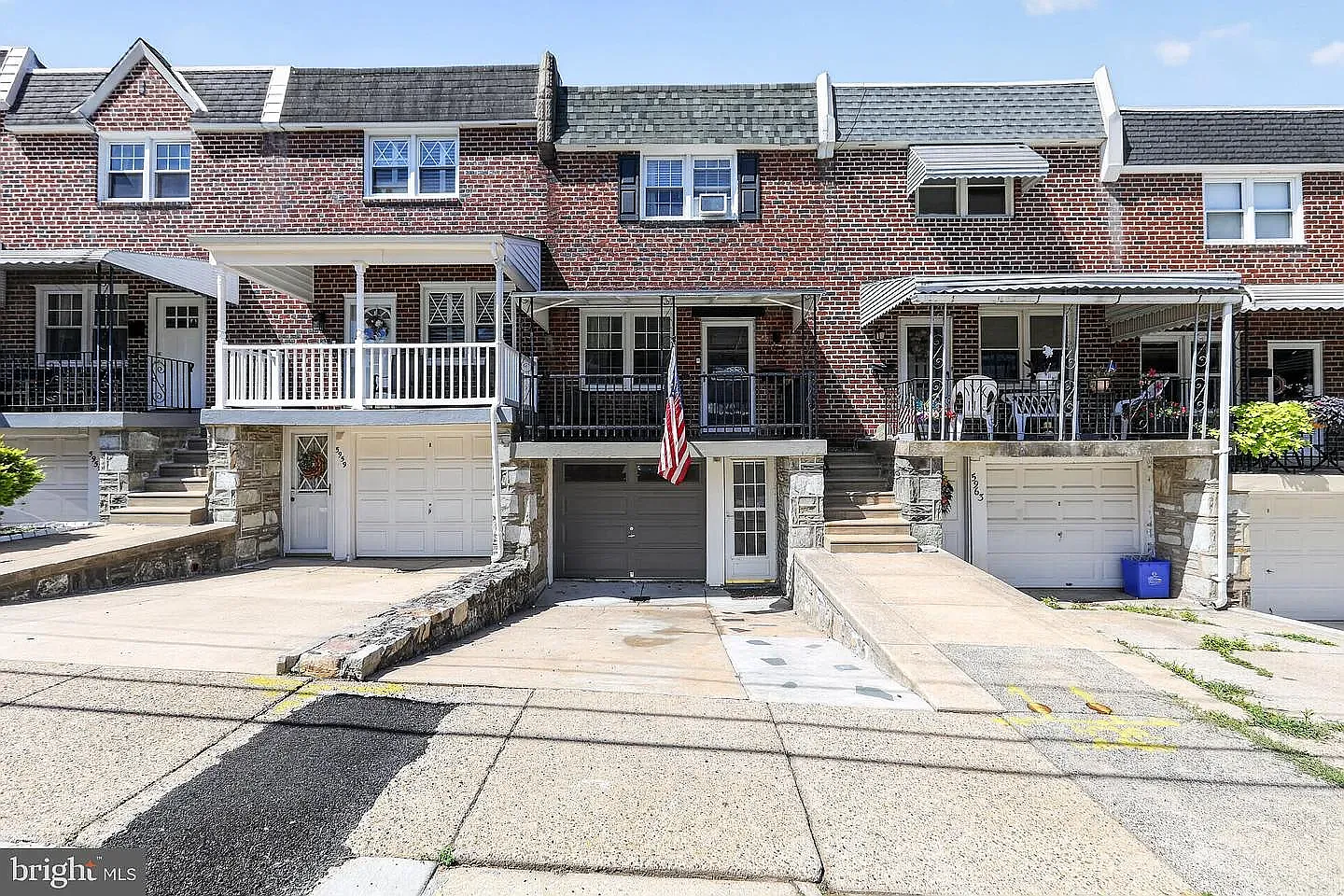 3 bed, 1200 sqft, $2,799 — Photo 1