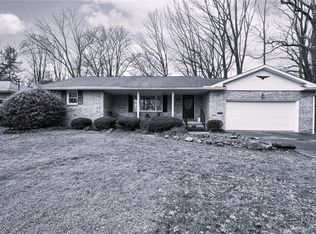 2332 Shawnee Trl, Youngstown, OH 44511