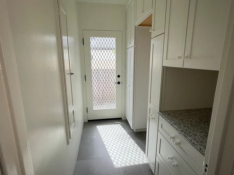 Laundry Room - stackable hookups only