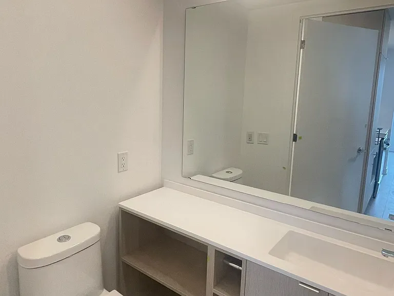 100 Queen St E #3010 — Photo 9