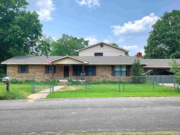 222 Emmet Bradford Cir, Clinton, AR 72031