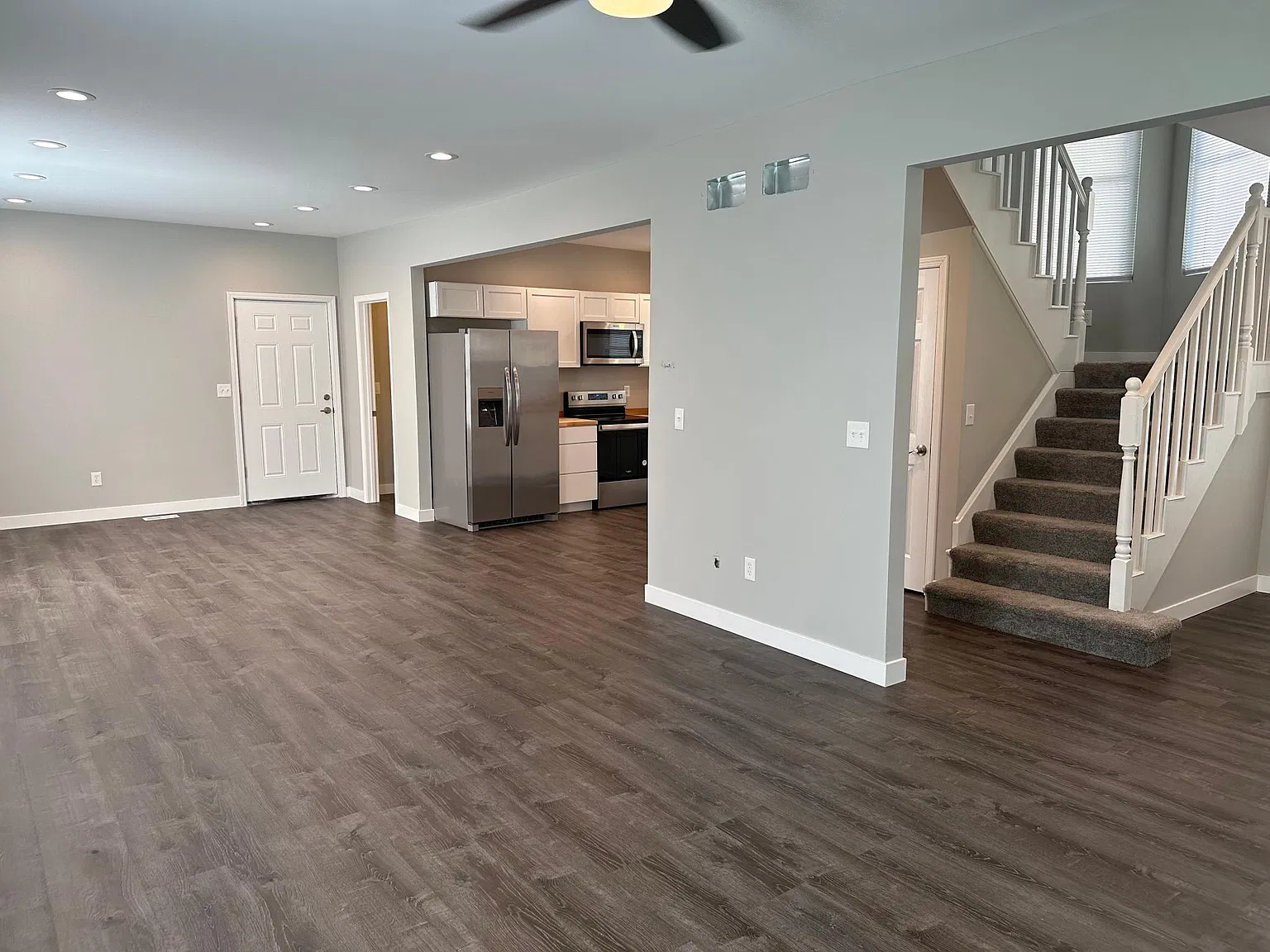 604 Hillsboro Ave — Photo 4