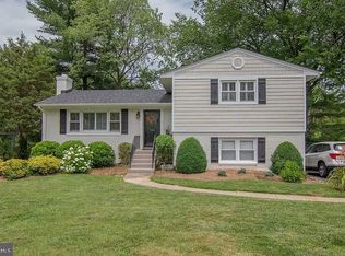 7104 Westbury Rd, Mc Lean, VA 22101