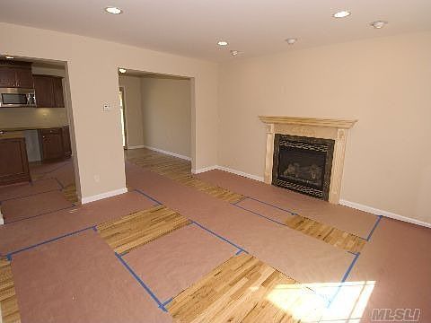 3rd image of 125 Edward Ave