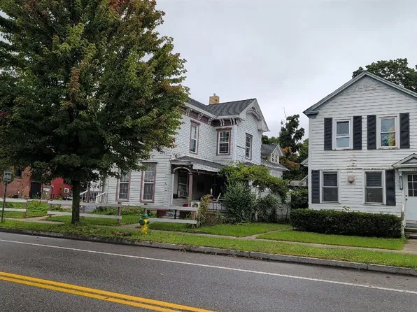 111 Bay St, Glens Falls, NY 12801