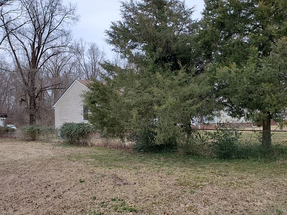 3rd image of 11 N Virginia Ave