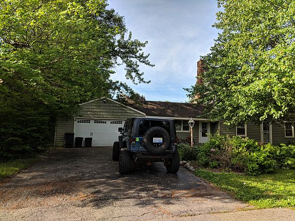 3rd image of 6251 Jameson Dr