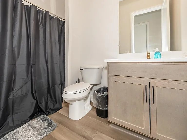 7488 Gramercy Cir — Photo 24