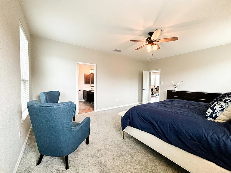 8134 Emmeline Dr — Photo 16