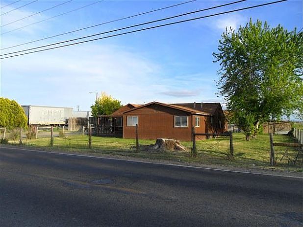2nd image of 1704 E Ustick Rd