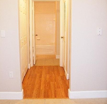 4th image of 530 NE 3rd Ave #129