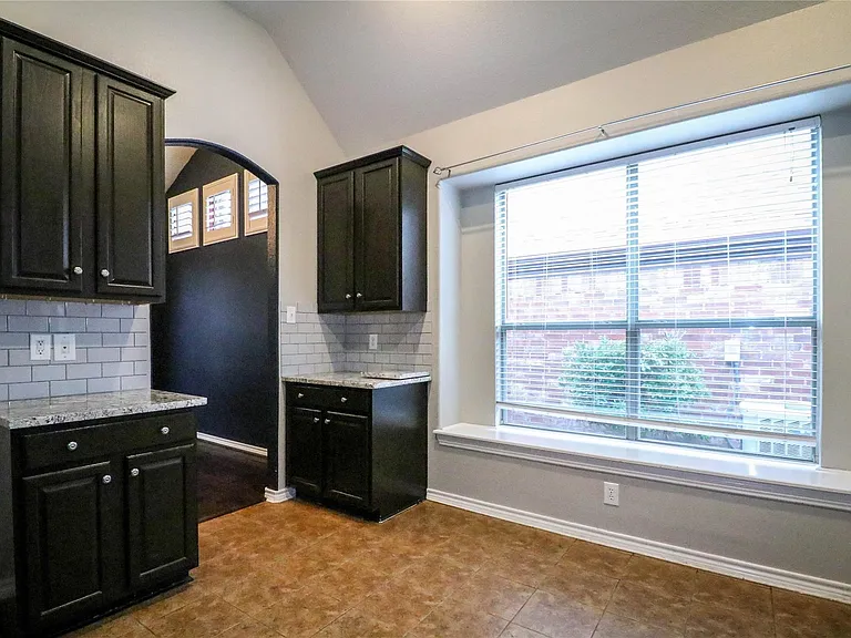 3509 Beekman Dr — Photo 7