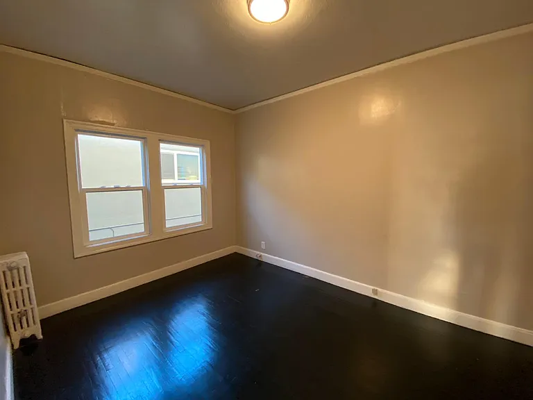 648 Alcatraz Ave #101 — Photo 10