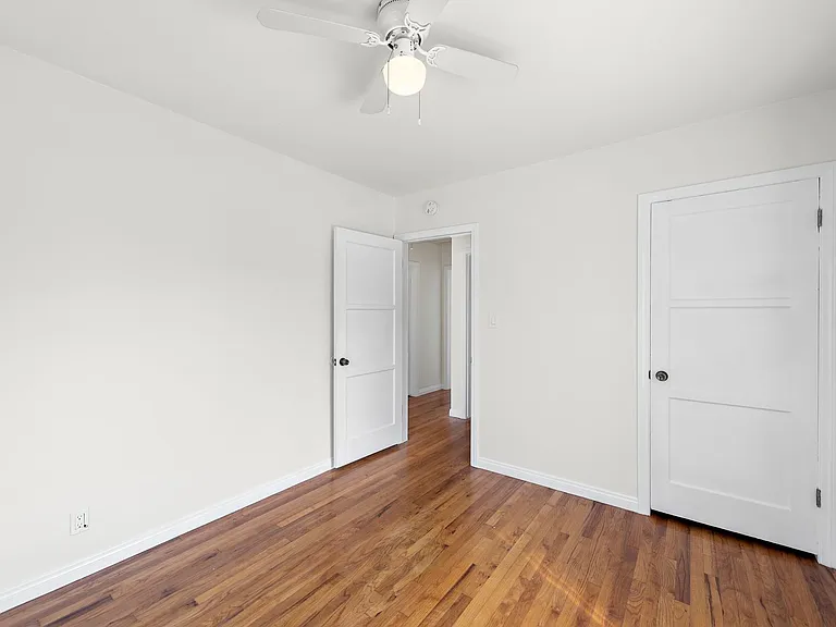 5722 Faculty Ave — Photo 12