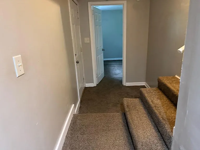 508 Closhire Ln — Photo 17