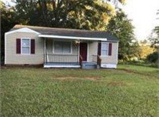 1007 E McIntosh Rd, Griffin, GA 30223