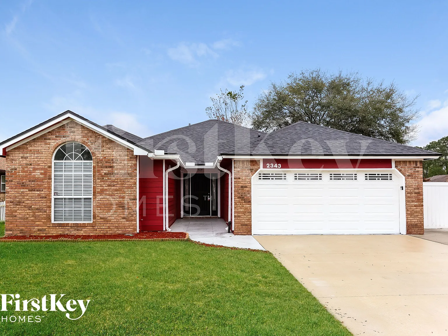 4 bed, 2.0 bath, 1688 sqft, $2,125 — Photo 1