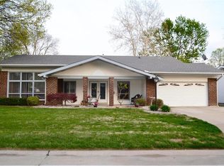 7492 Wagon Wheel Ln, Hazelwood, MO 63042