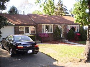 65 Tremont St, Cranston, RI 02920