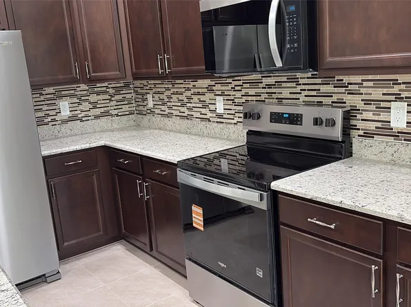 4292 S Longwood Lake Sq, Loxahatchee, FL 33470