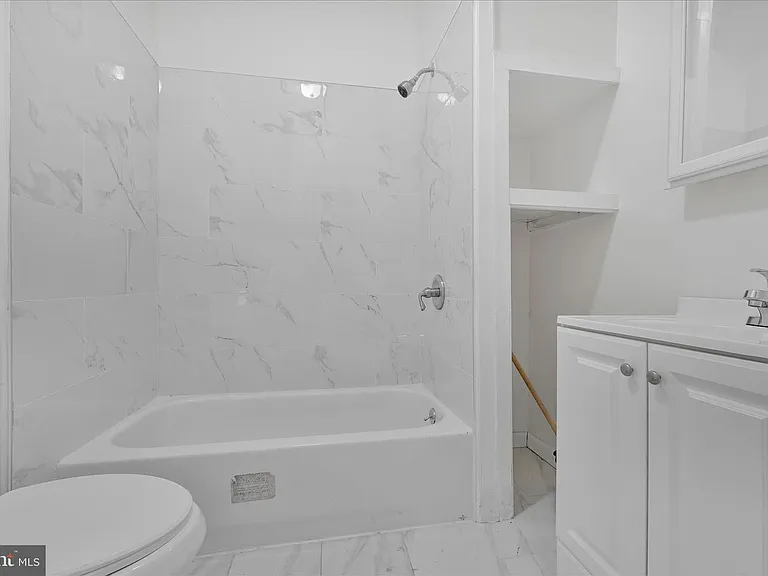 641R Bingaman St — Photo 15