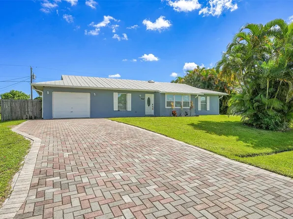 709 SW Dorchester Street, Port St Lucie, FL 34983